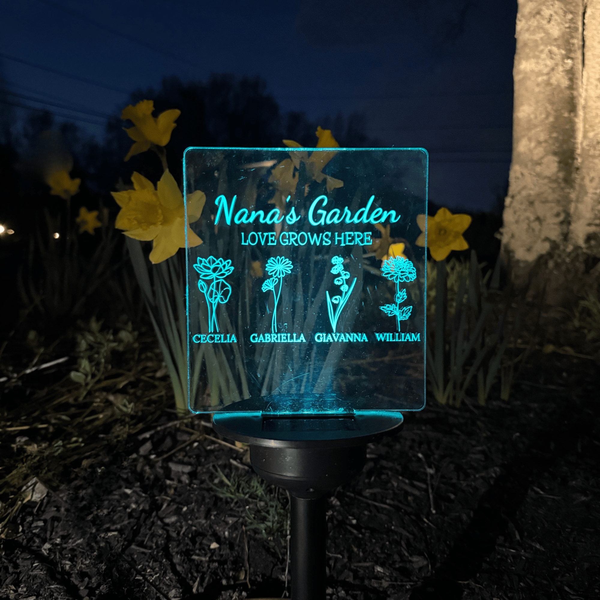 Mama's Radiant Garden Sign