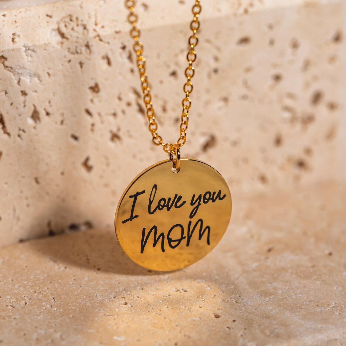 Personalized handwriting disc necklace in gold, featuring custom engraving on a round pendant