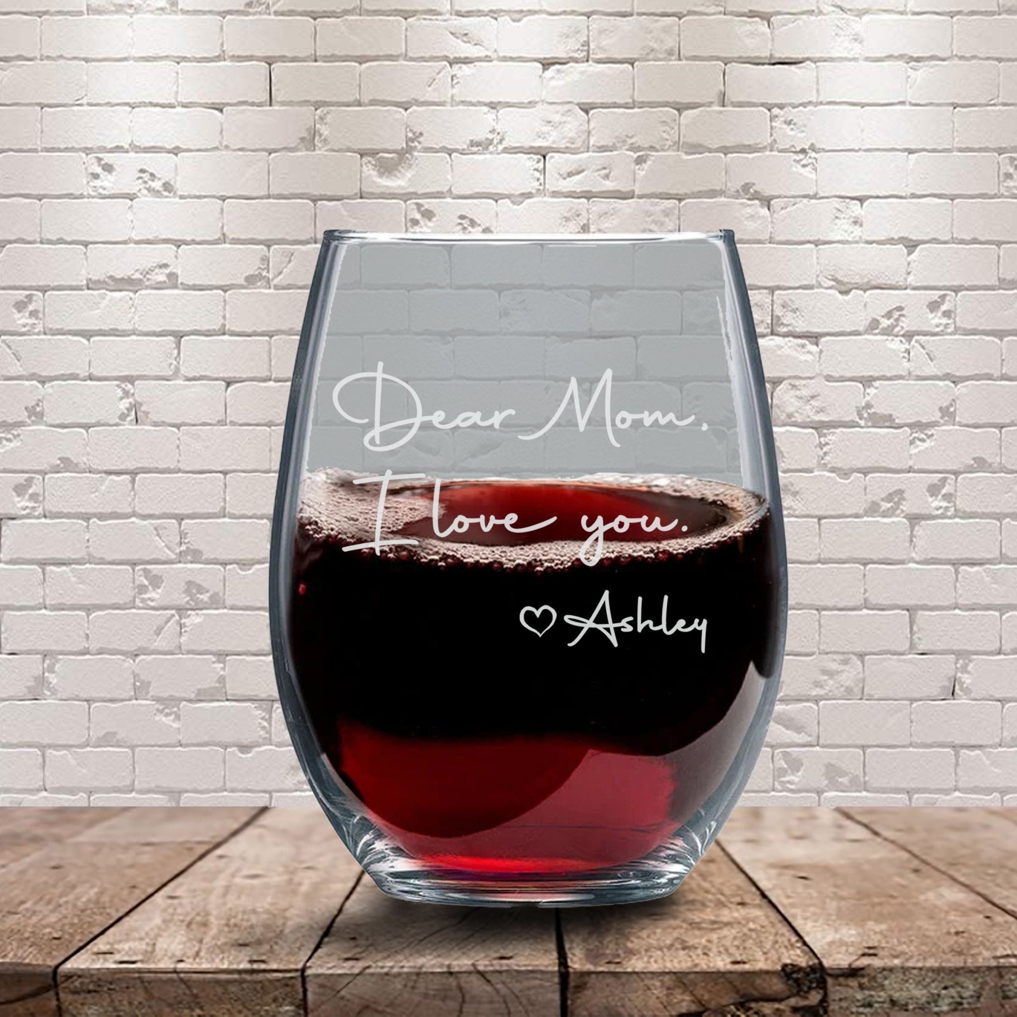 Mama Bear Wine Glass - Groovy Girl Gifts